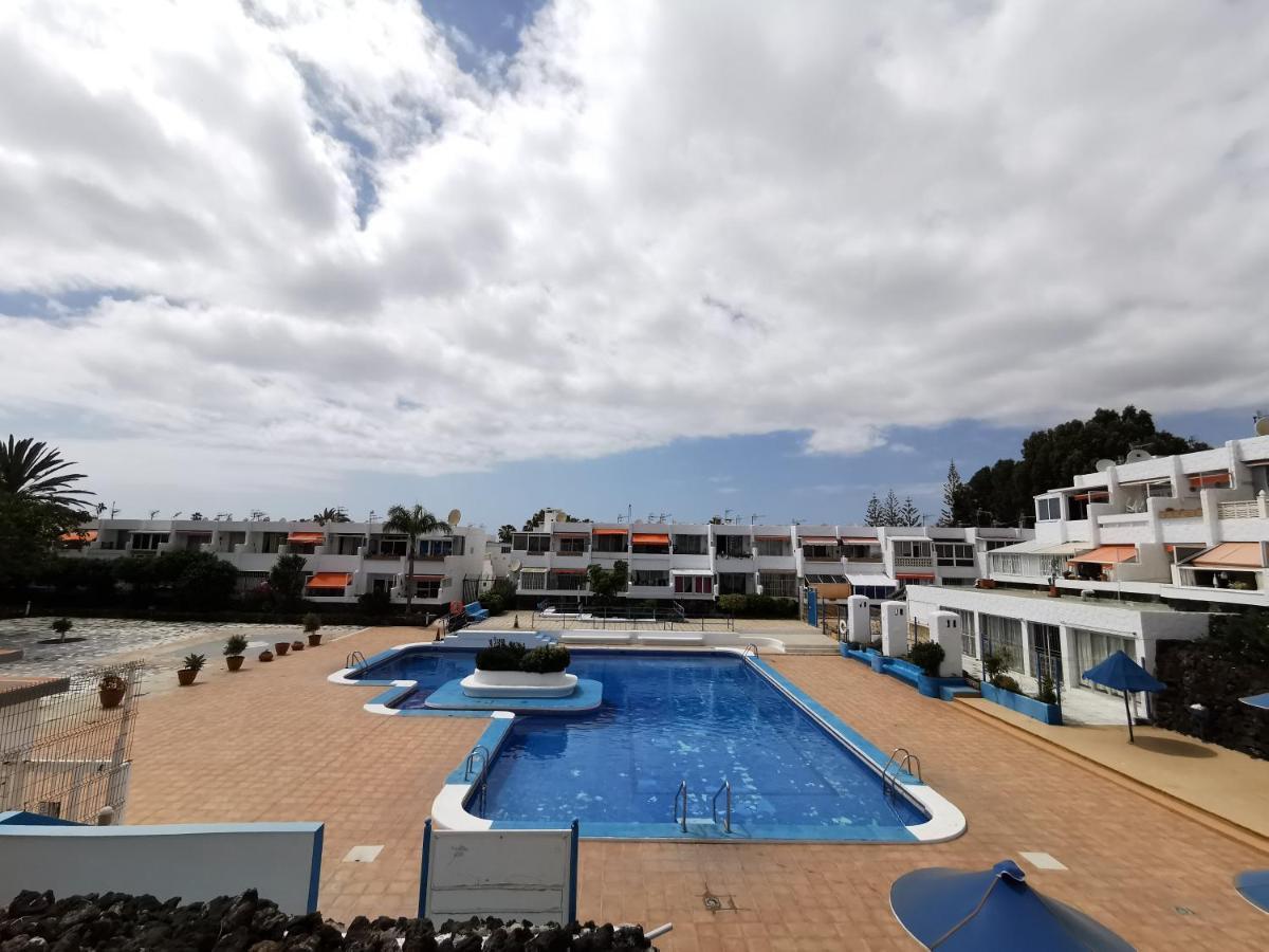 Sunny Apt With Terrace Coastal Area South Arona Arona  Buitenkant foto