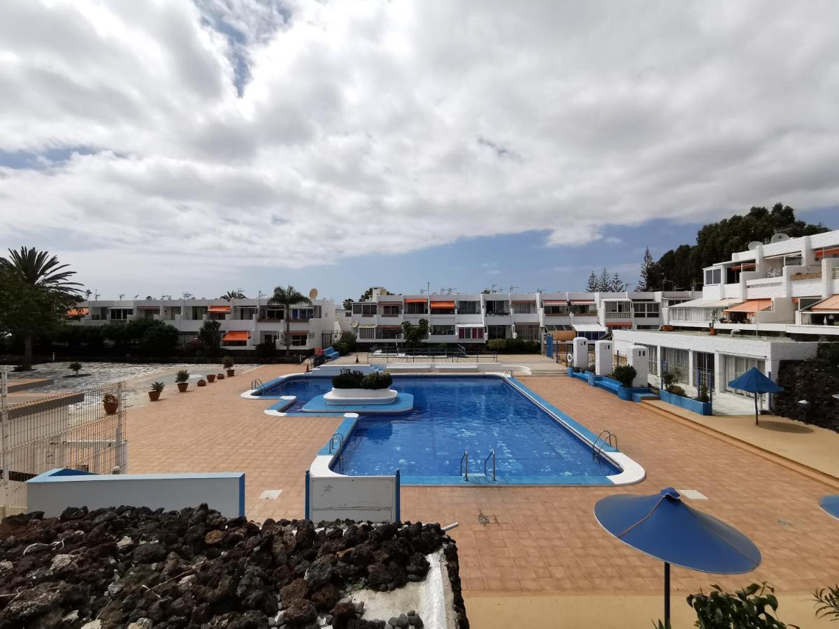 Sunny Apt With Terrace Coastal Area South Arona Arona  Buitenkant foto