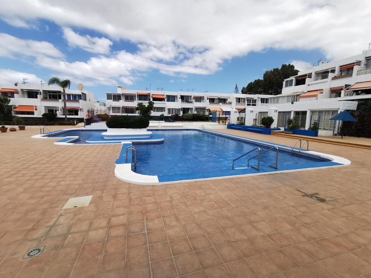 Sunny Apt With Terrace Coastal Area South Arona Arona  Buitenkant foto