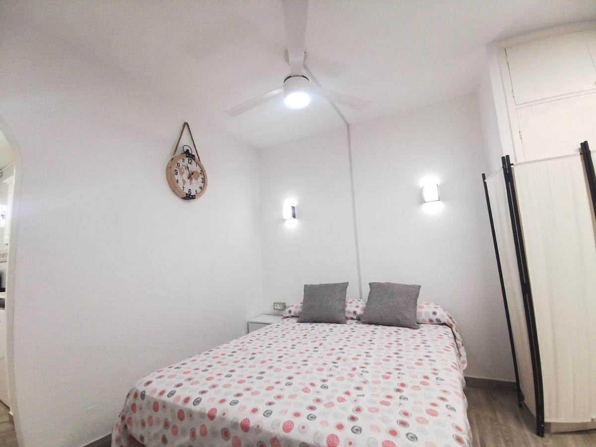 Sunny Apt With Terrace Coastal Area South Arona Arona  Buitenkant foto
