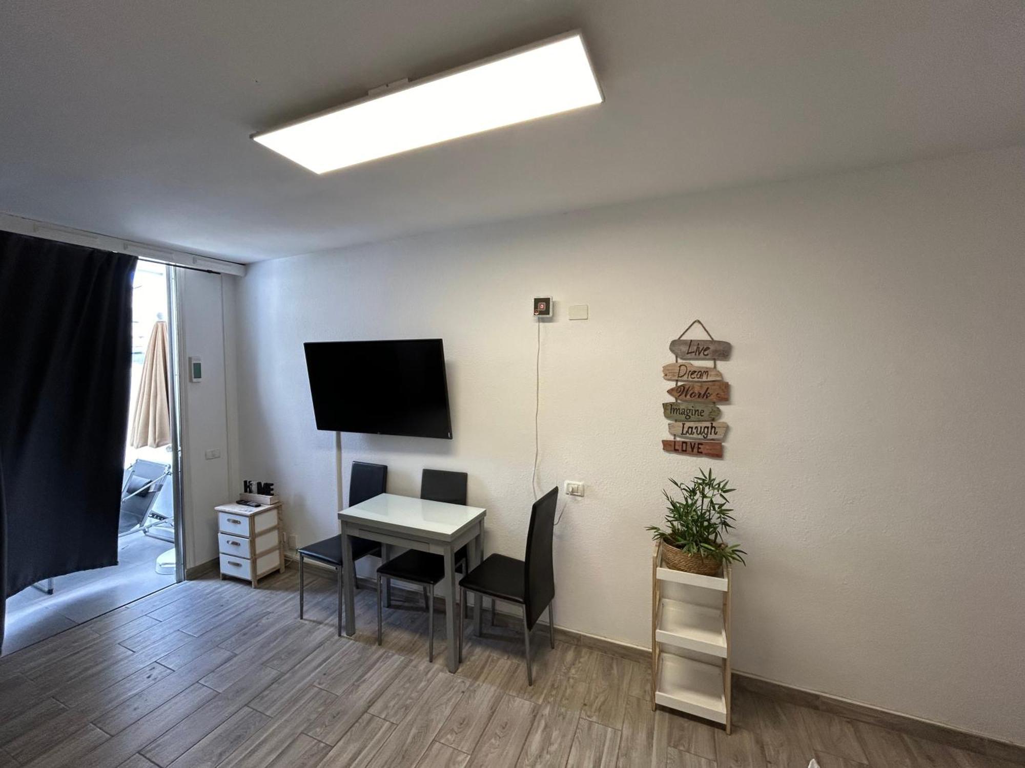 Sunny Apt With Terrace Coastal Area South Arona Arona  Buitenkant foto