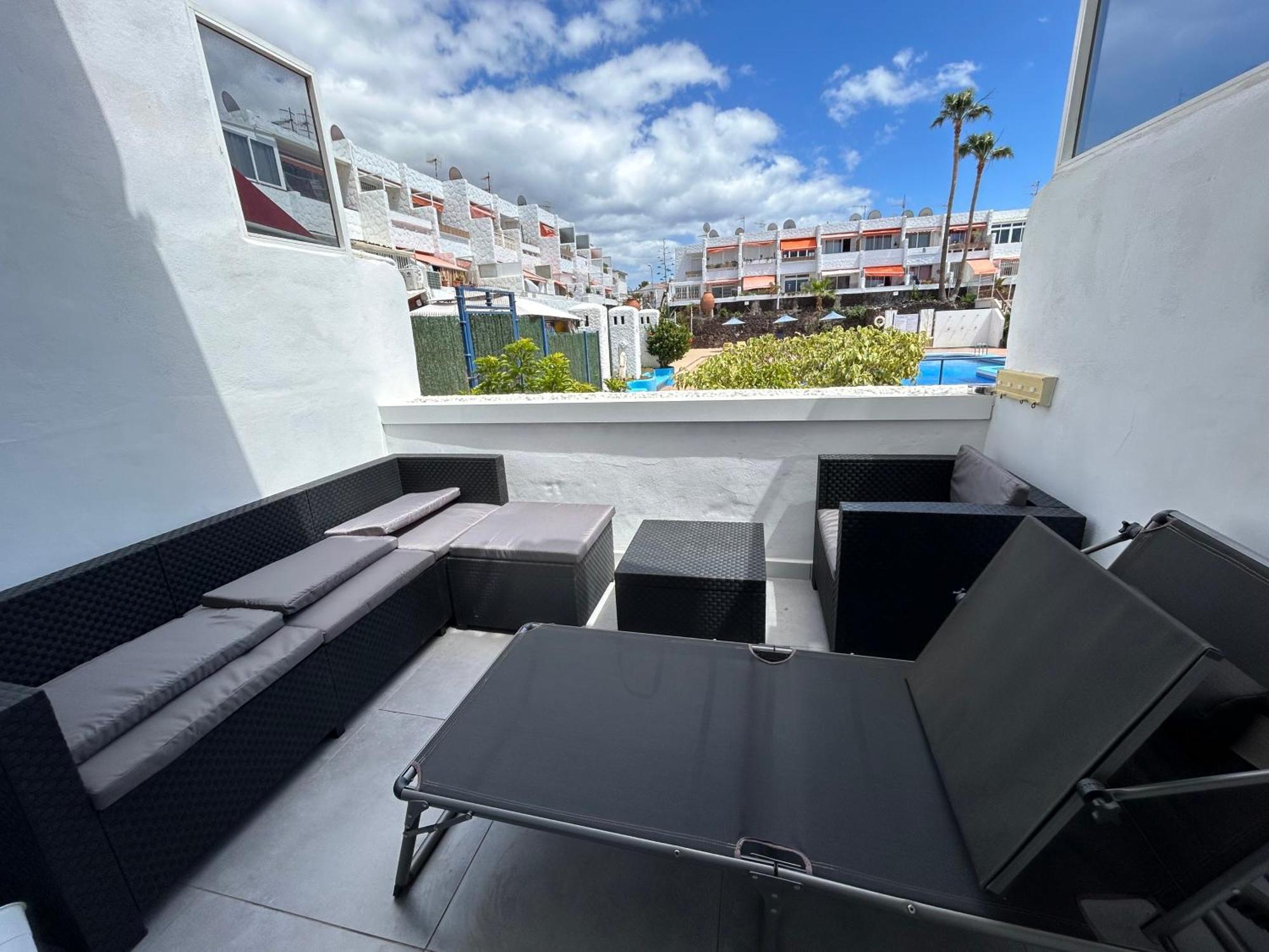 Sunny Apt With Terrace Coastal Area South Arona Arona  Buitenkant foto